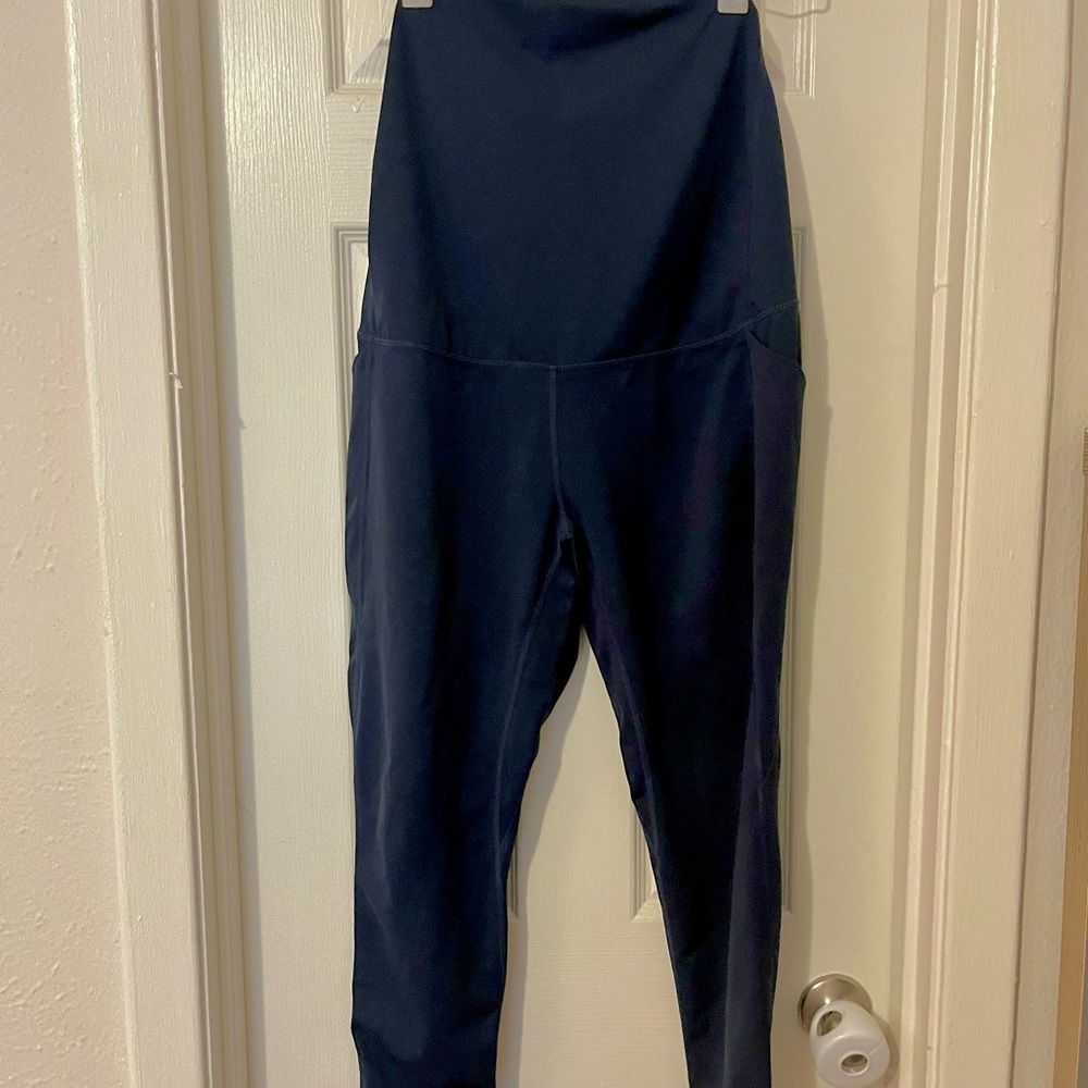 Senita Athletics Navy Blue Maternity Leggings with Pockets